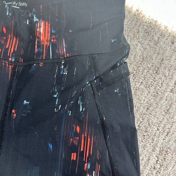 Sweaty Betty zero gravity 7/8 leggings - Picture 2 of 4